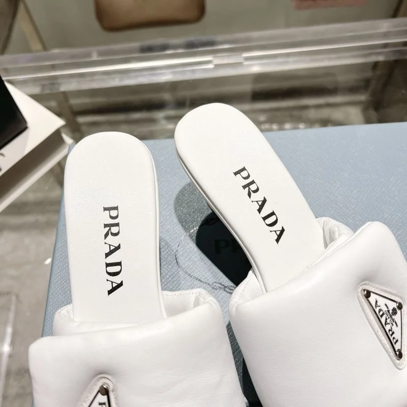 Prada Slippers Timeless 34943