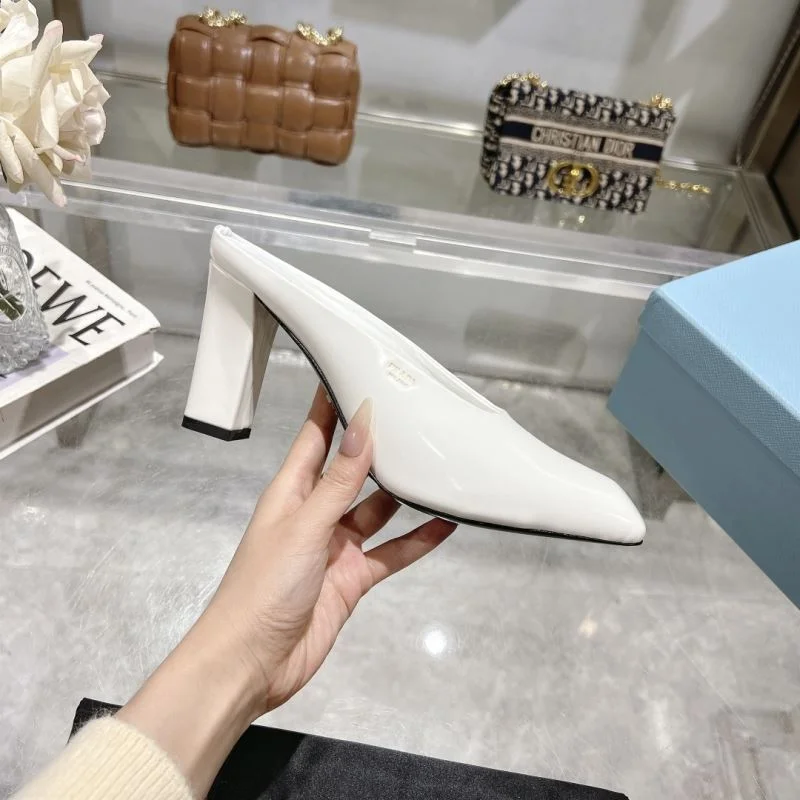 Prada Slippers Elegant 34949