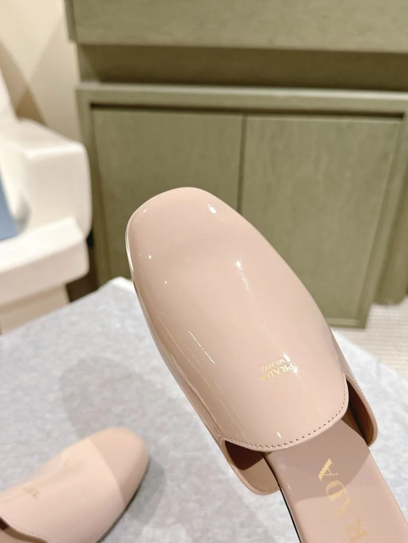 Neat Prada Slippers 34897