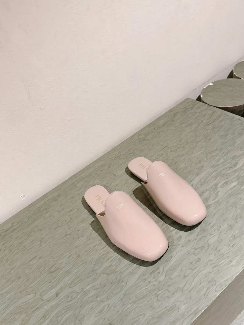 Neat Prada Slippers 34897