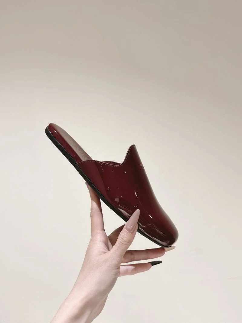 Prada Slippers Effortless 34912