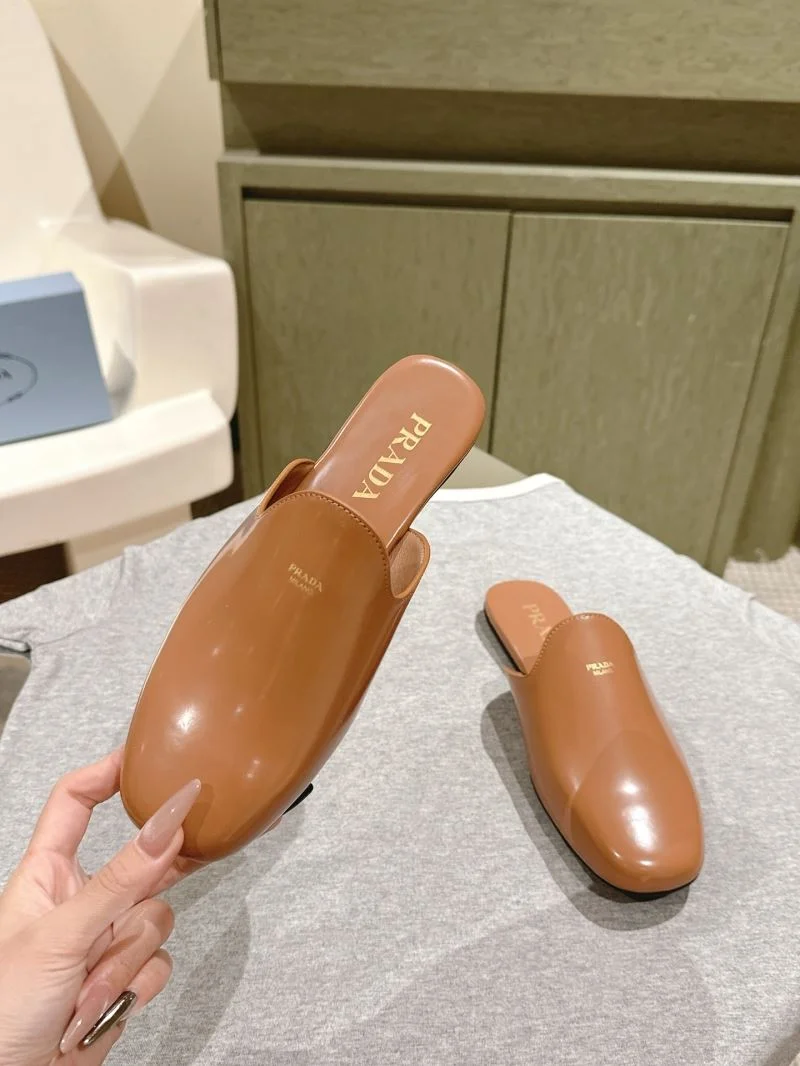 Prada Slippers WellDesigned 34907