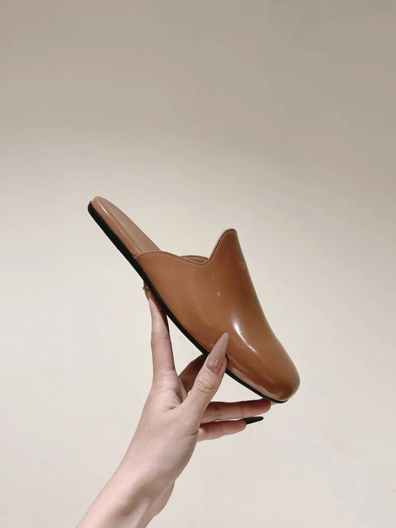 Prada Slippers WellDesigned 34907