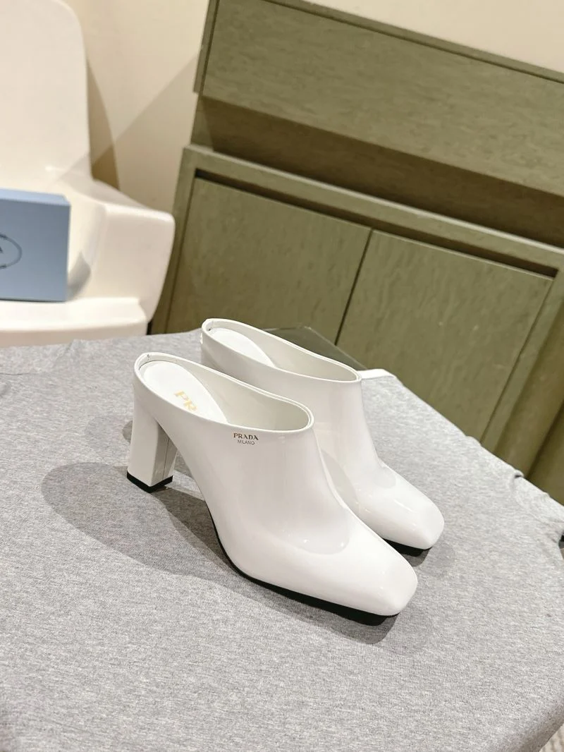 Prada Slippers FreshLook 34923