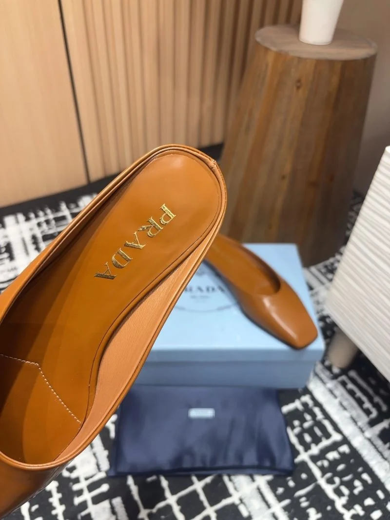 Prada Slippers Durable 34903