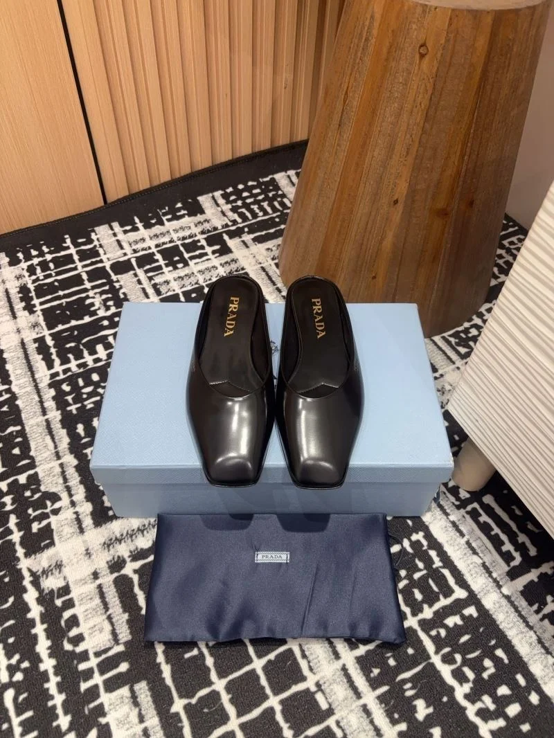UrbanStyle Prada Slippers 34898