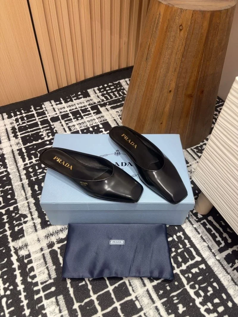 UrbanStyle Prada Slippers 34898