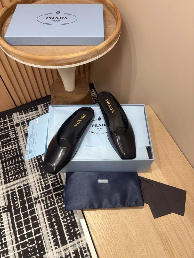 UrbanStyle Prada Slippers 34898