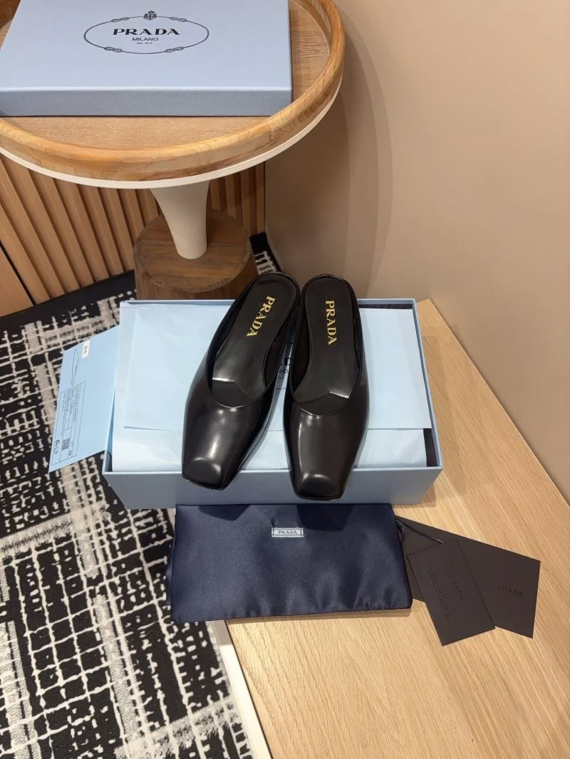 UrbanStyle Prada Slippers 34898