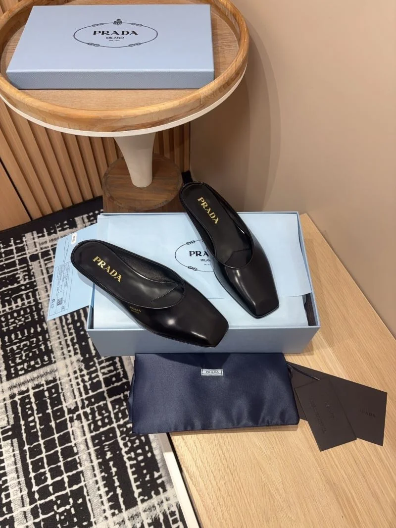 UrbanStyle Prada Slippers 34898