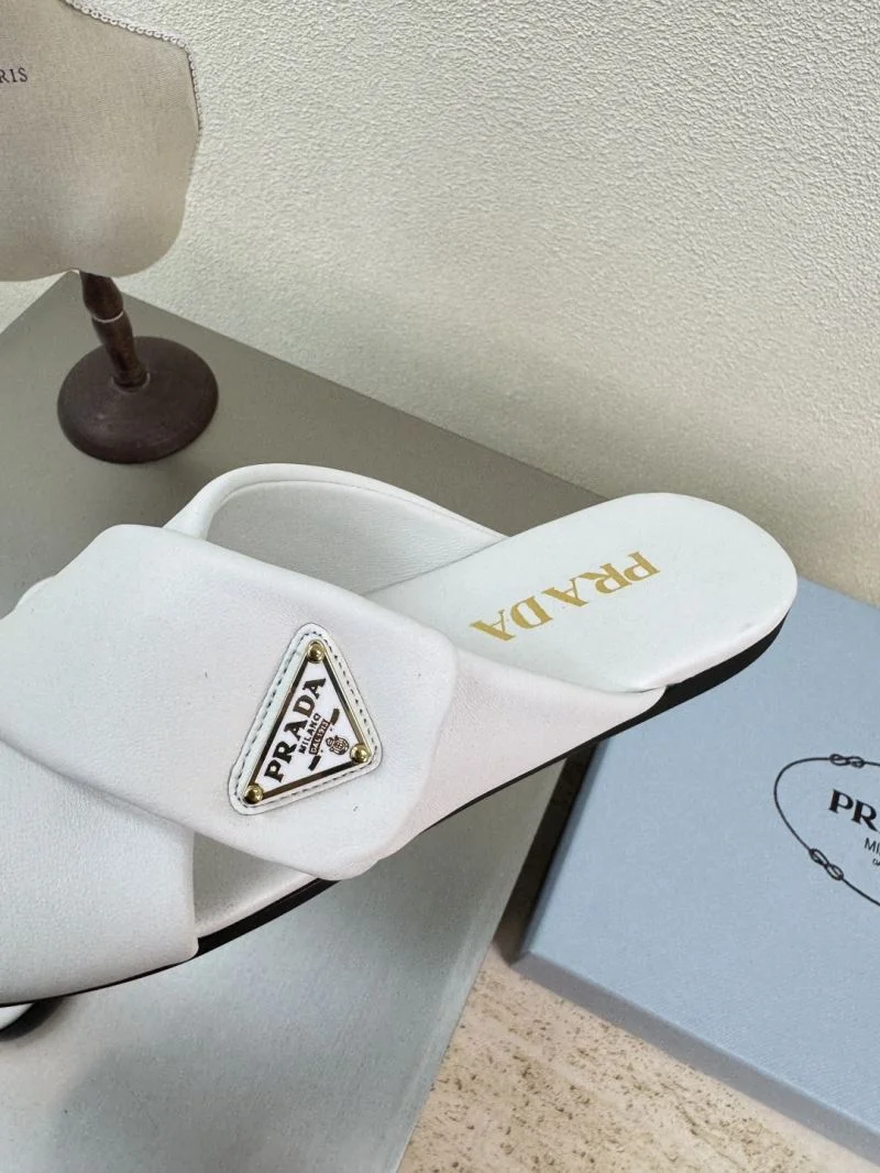 Prada Slippers Youthful 34890