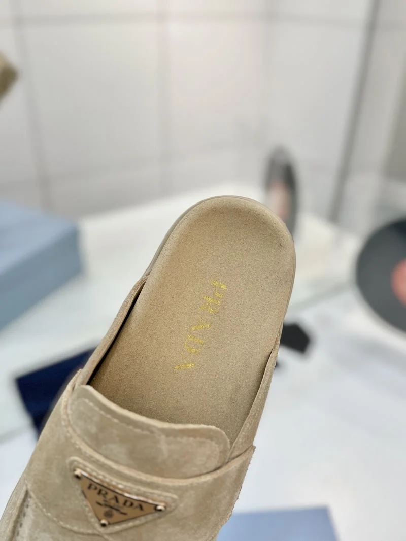 Prada Slippers Breathable 34628