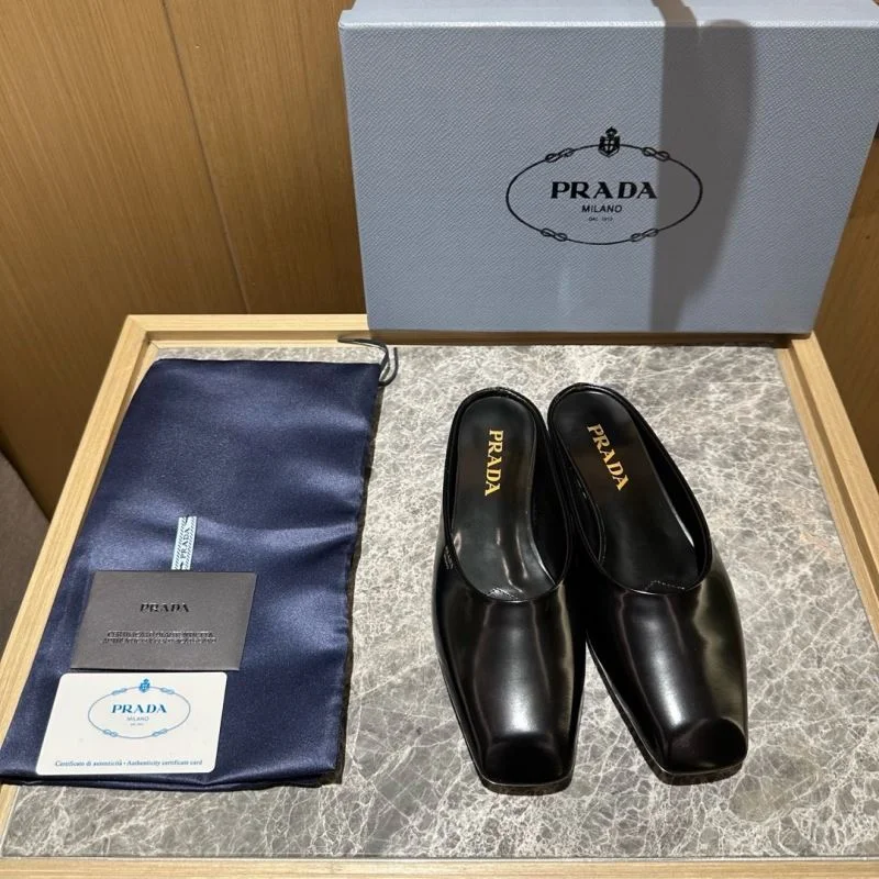 Refined Prada Slippers 34612