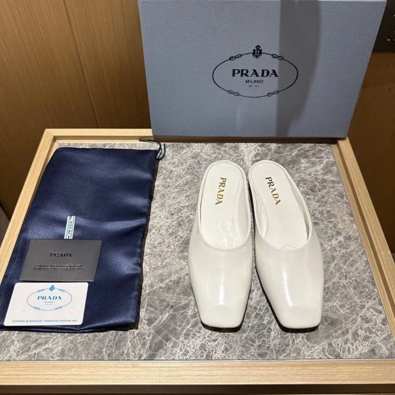 Prada Slippers NewStyle 34634