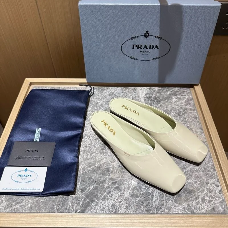 WellDesigned Prada Slippers 34637