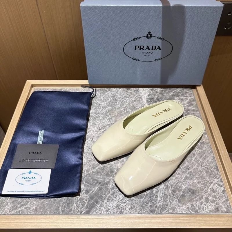 WellDesigned Prada Slippers 34637