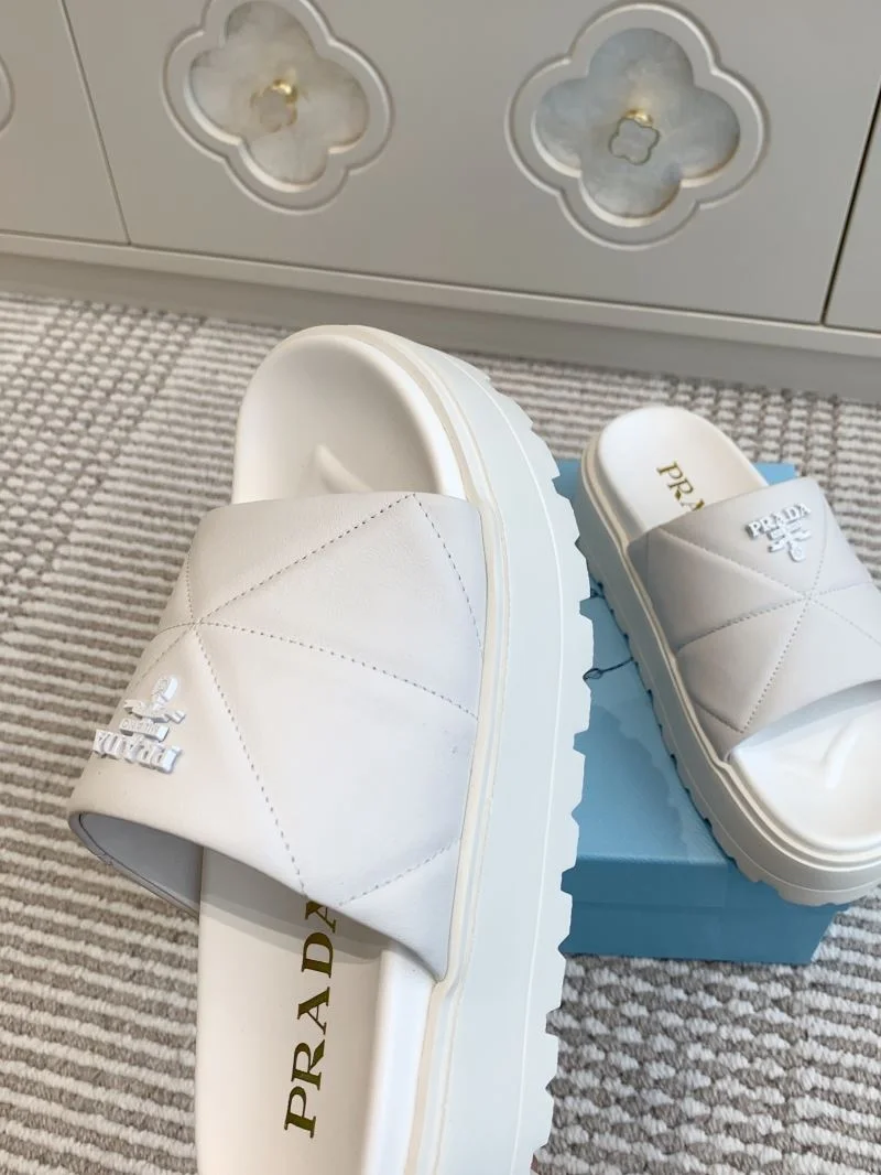 Attractive Prada Slippers 34617