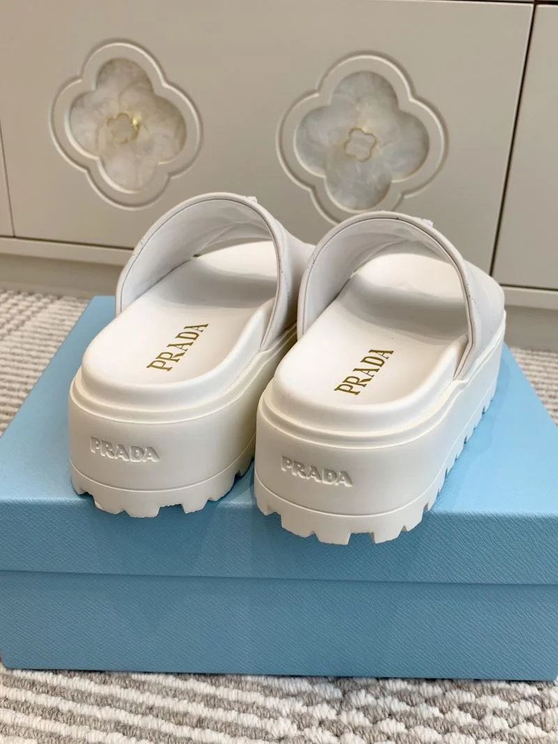 Attractive Prada Slippers 34617