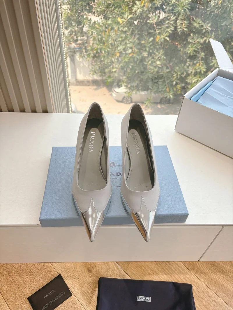 Prada Slippers ModernLook 34602
