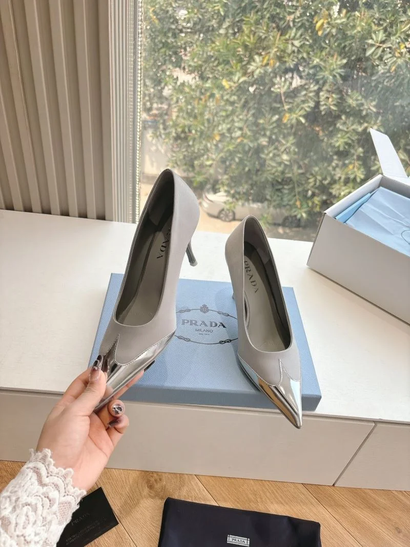 Prada Slippers ModernLook 34602