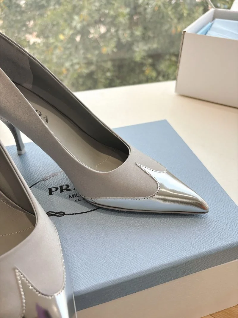 Prada Slippers ModernLook 34602