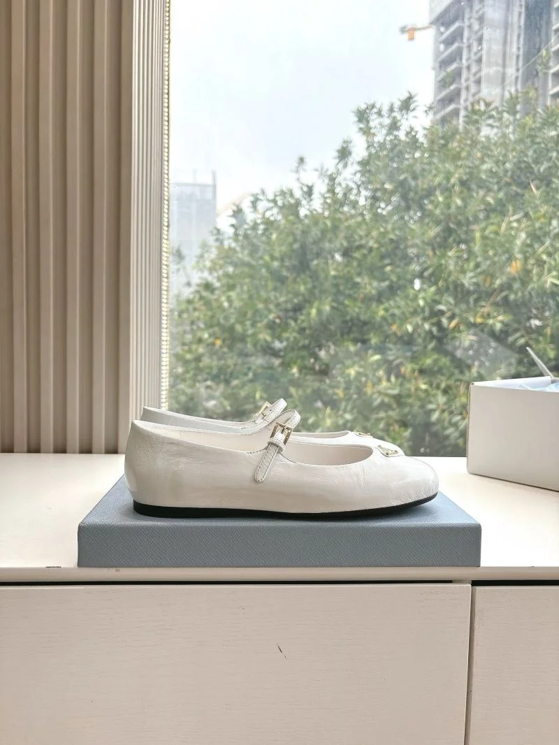 Prada Slippers AllSeason 34600