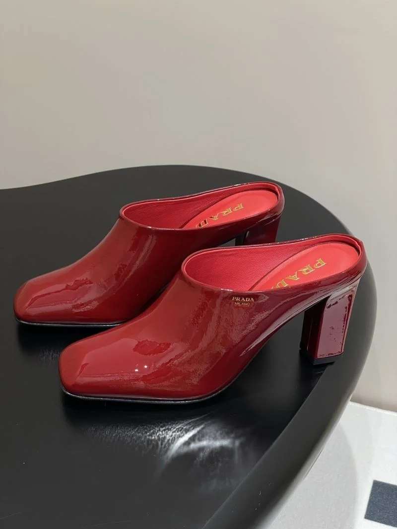 Prada Slippers Practical 34583