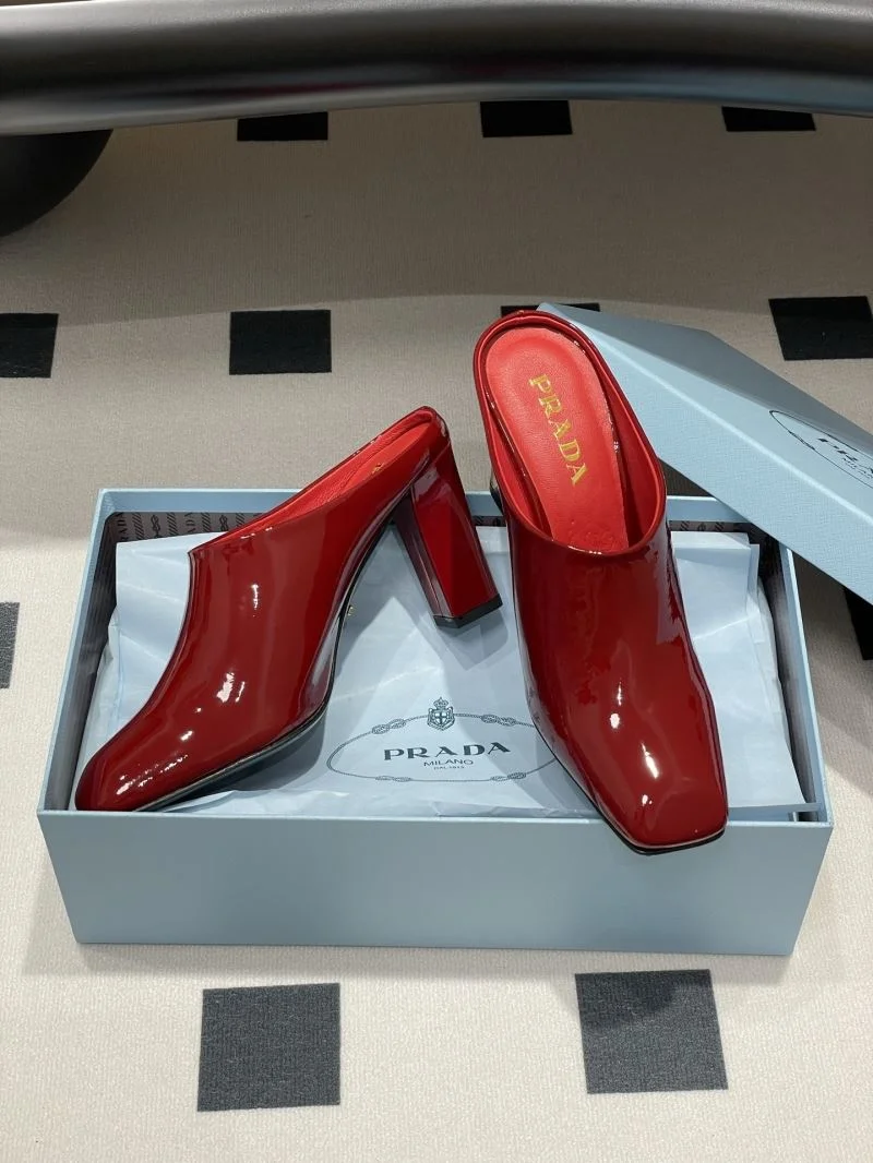 Prada Slippers Practical 34583