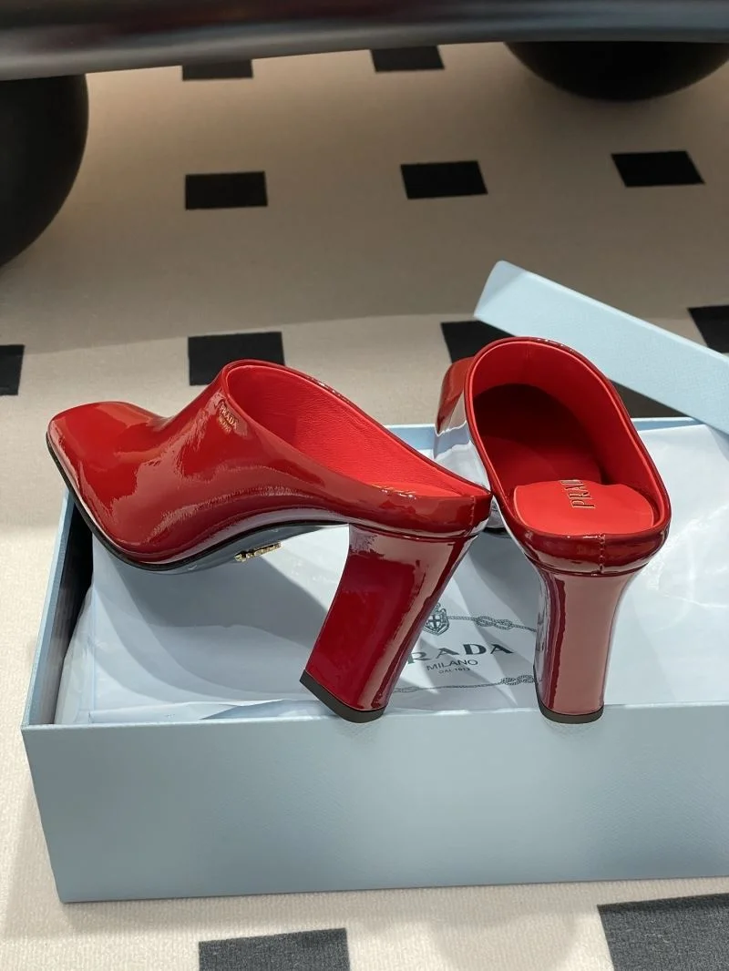 Prada Slippers Practical 34583