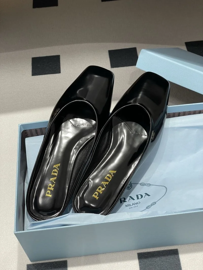 RelaxedFit Prada Slippers 34597