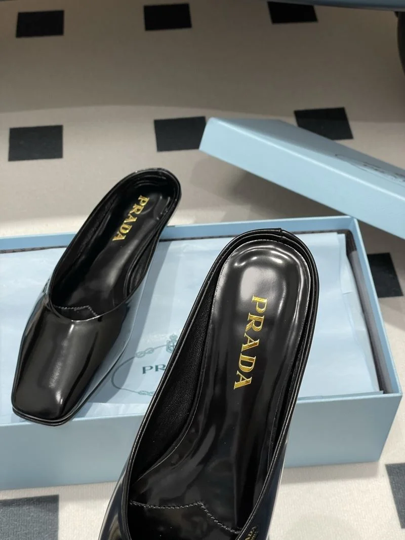 RelaxedFit Prada Slippers 34597