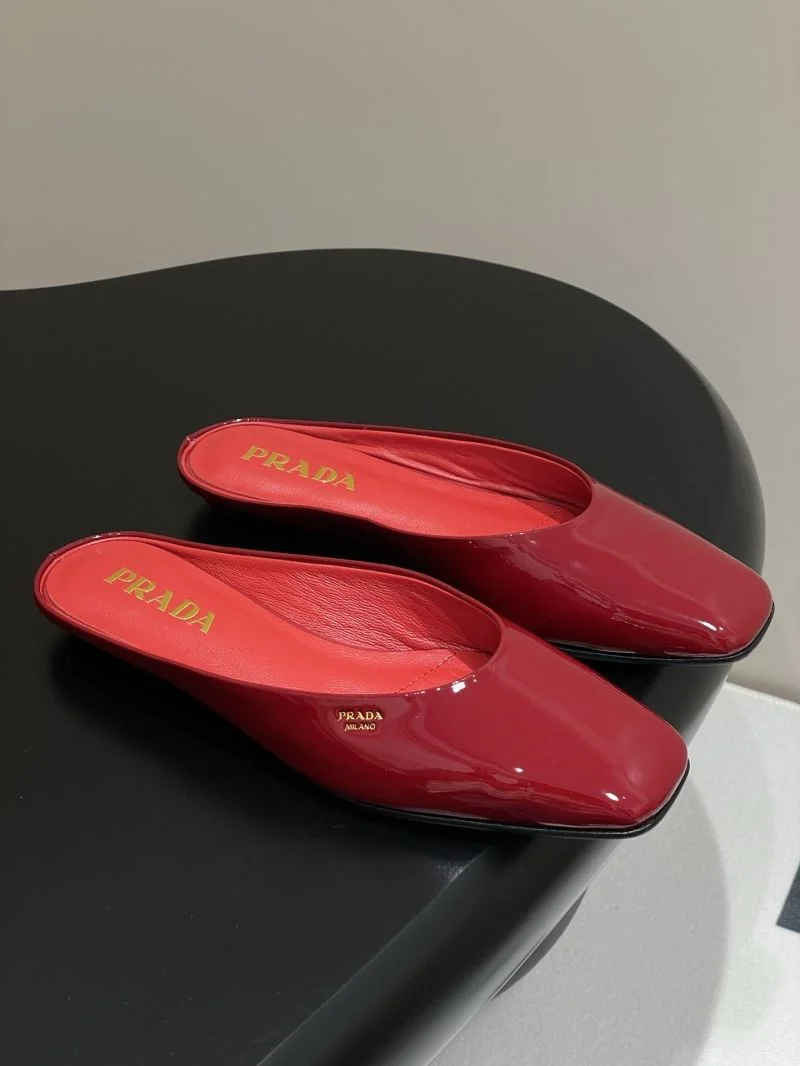 Durable Prada Slippers 34595