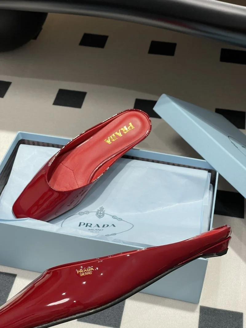 Durable Prada Slippers 34595
