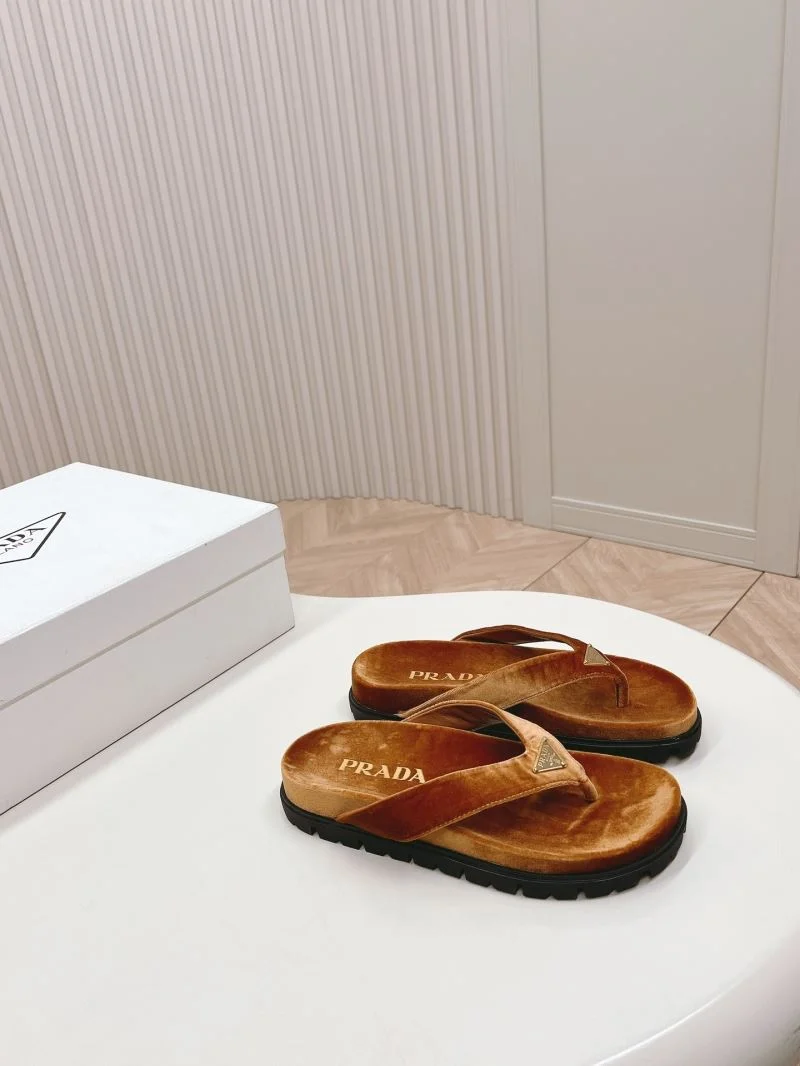Breathable Prada Slippers 34589