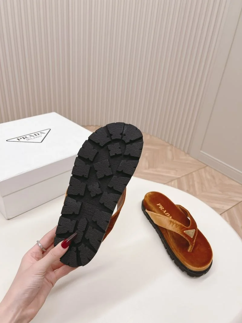 Breathable Prada Slippers 34589