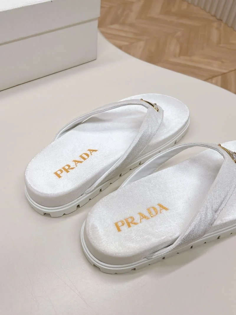 Chic Prada Slippers 34593