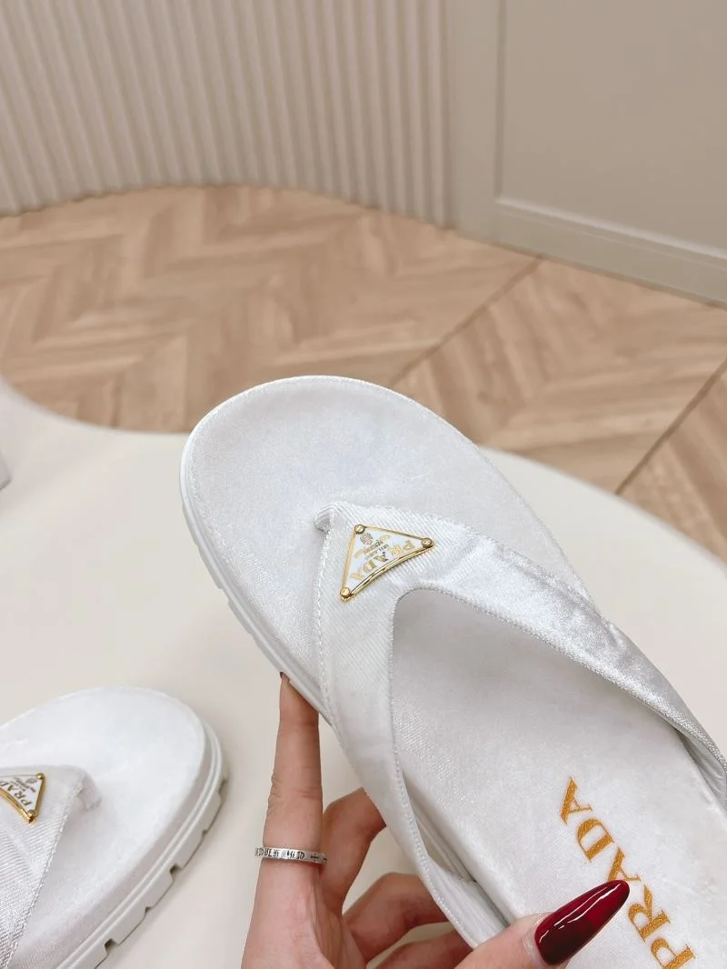 Chic Prada Slippers 34593