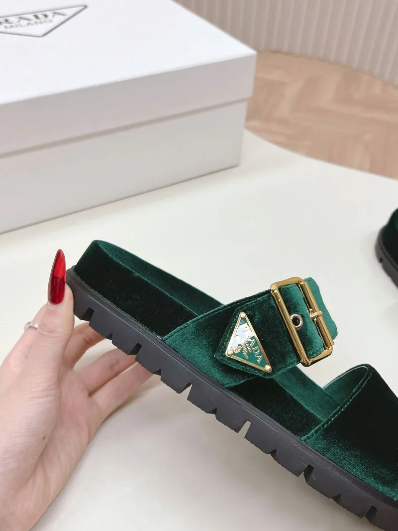 Prada Slippers Casual 34584