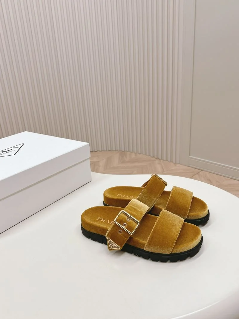 Prada Slippers Durable 34565
