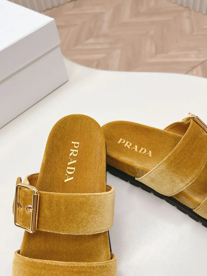 Prada Slippers Durable 34565