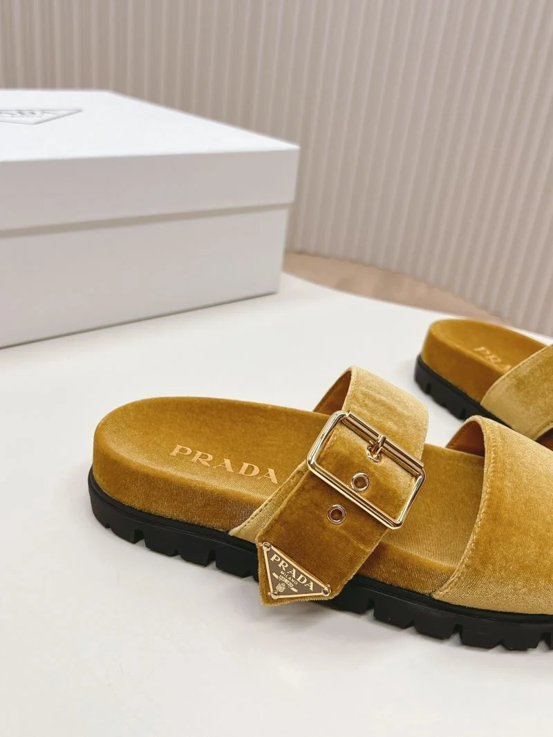Prada Slippers Durable 34565