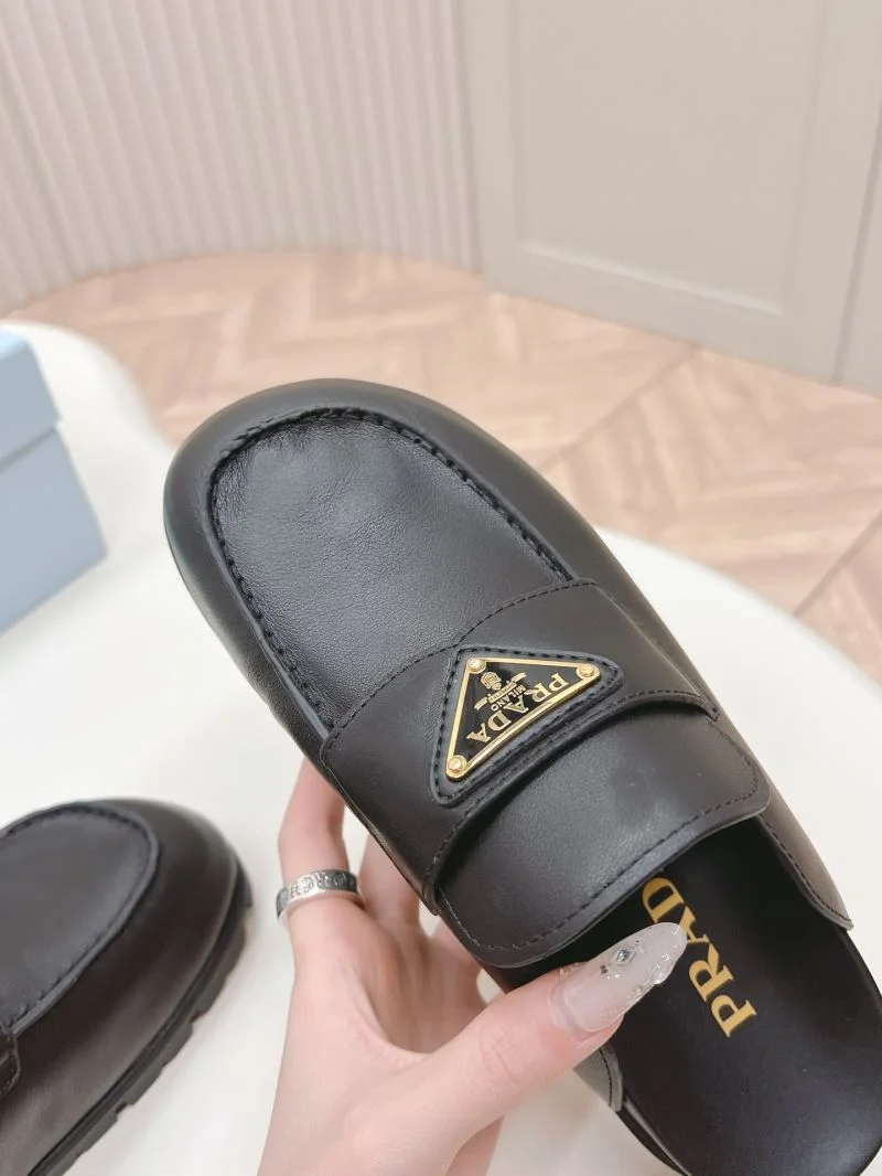 Prada Slippers Breathable 34556