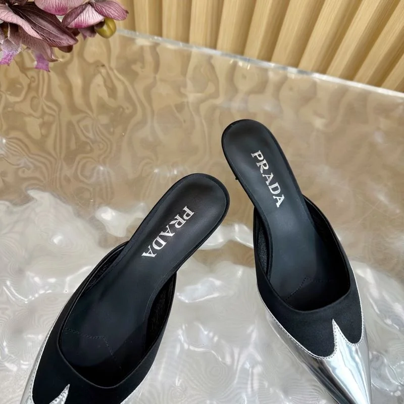 Prada Slippers Bright 34532