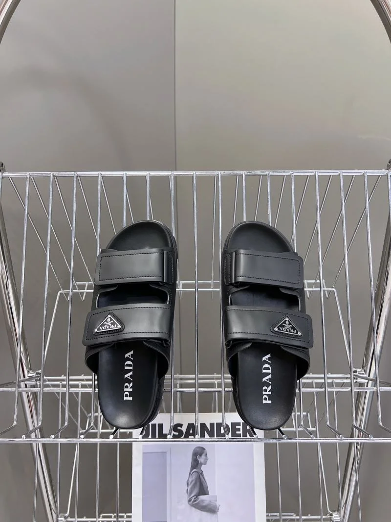 Prada Slippers Cozy 34554