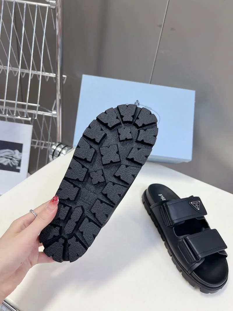 Prada Slippers Cozy 34554