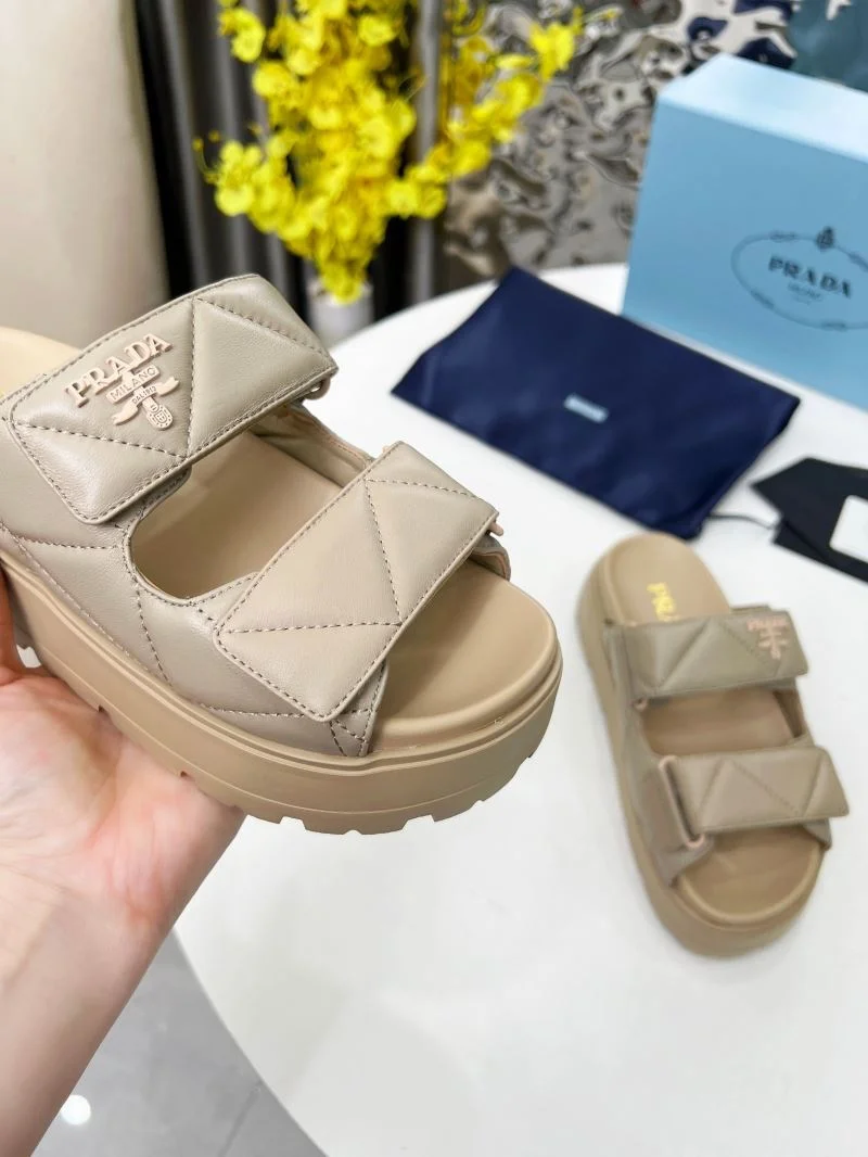 Prada Slippers ZipUp 34550