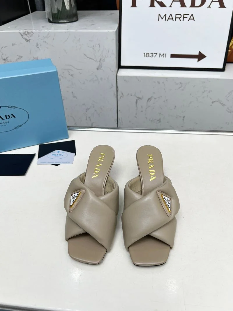 Prada Slippers Chic 34524