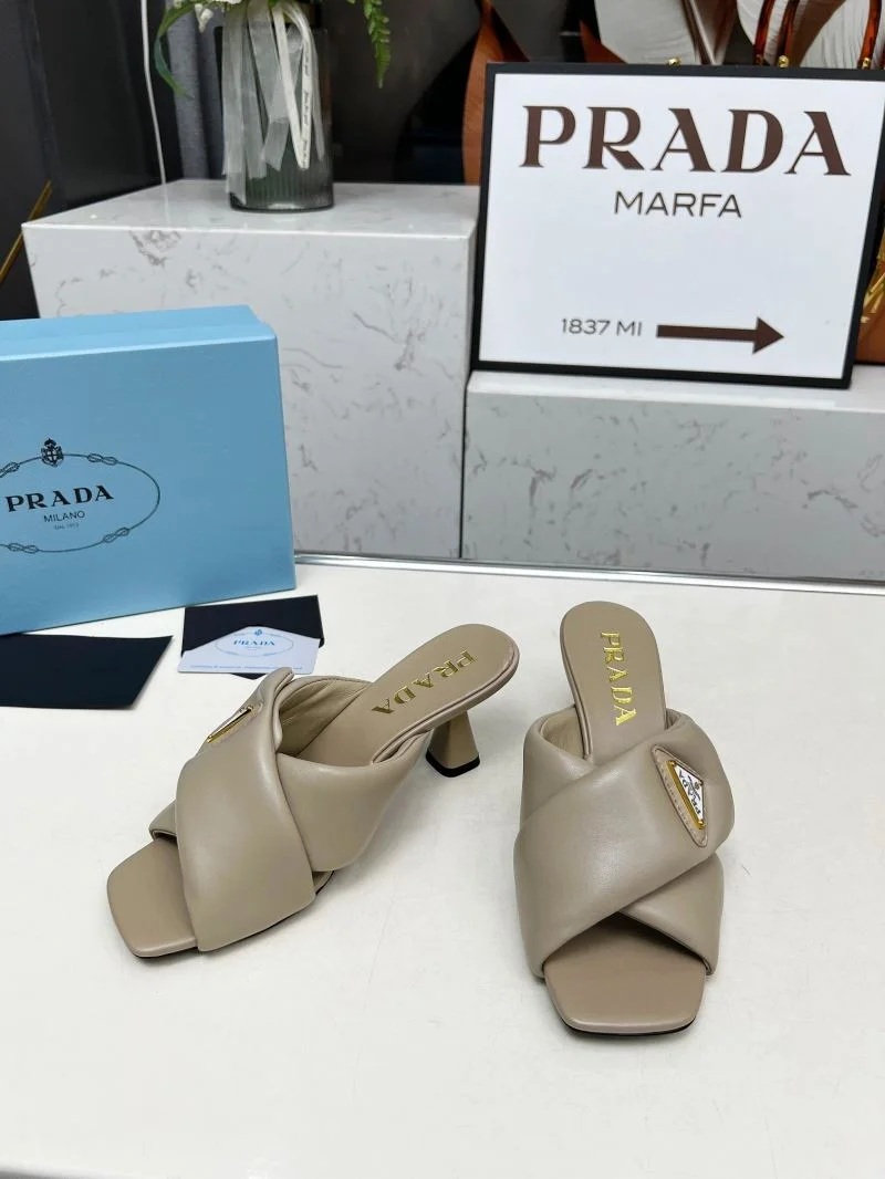 Prada Slippers Chic 34524
