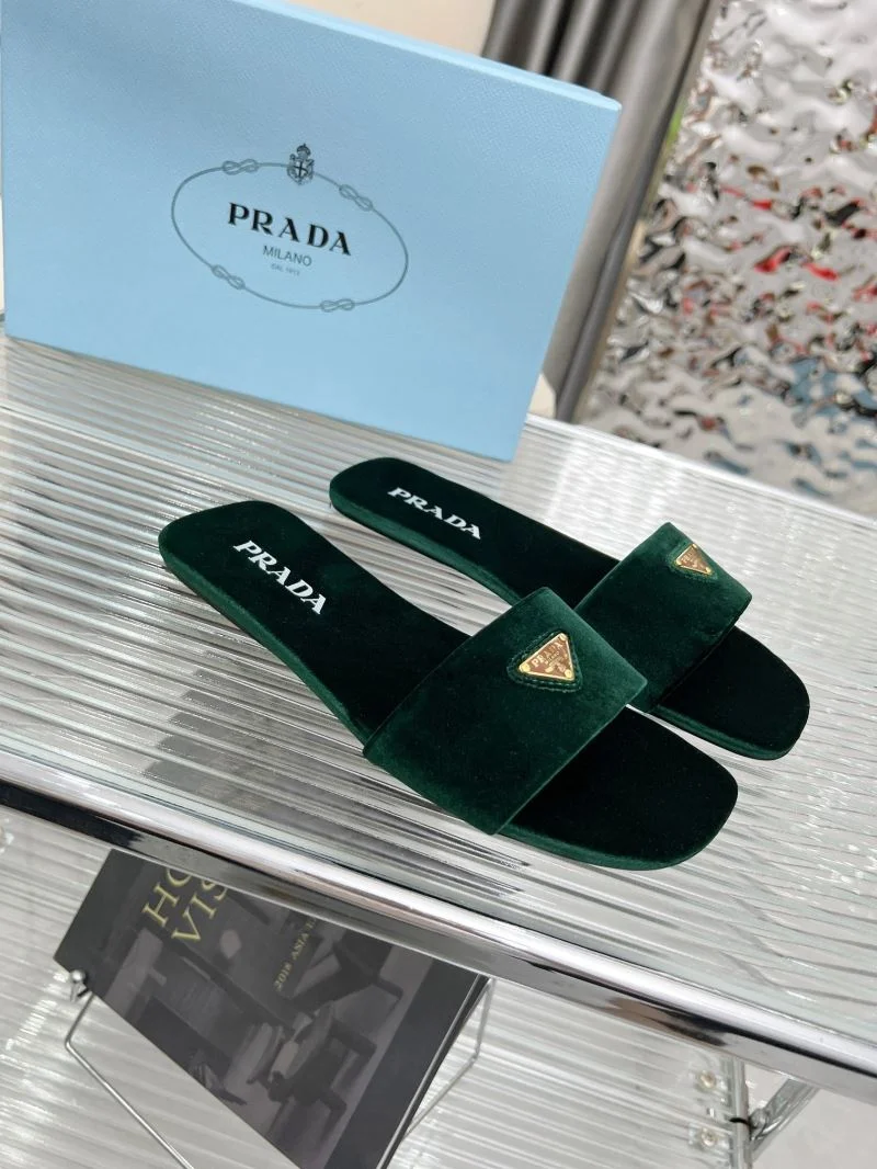 Prada Slippers Neat 34523