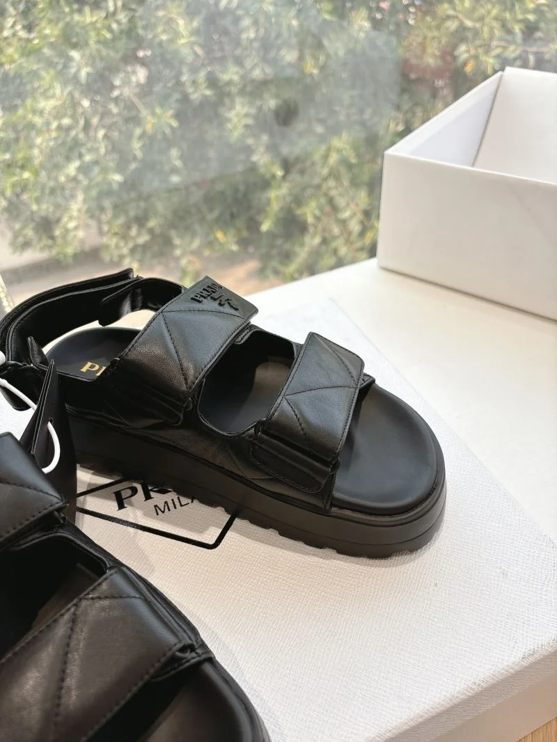 Durable Prada Slippers 34522